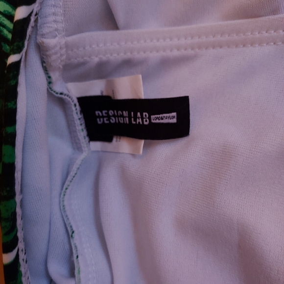 Design Lab Swim Bathing Suit Medium One Piece Green Leaf Pattern Self Bra Tropic - Picture 9 of 10